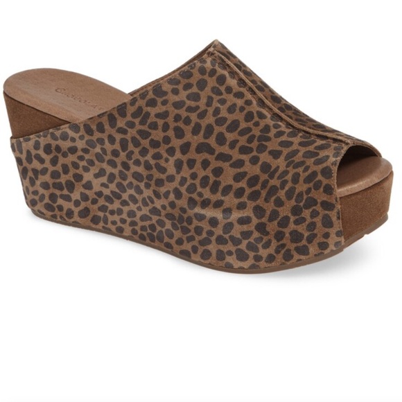 Chocolat Blu Wynn leopard print wedge clogs platform sandals leather suede US 7 - Picture 1 of 8